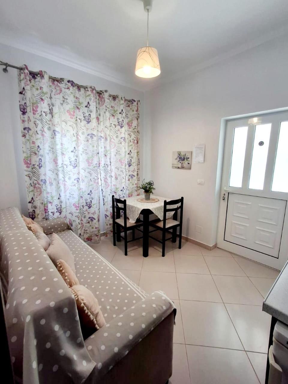 Myksamil Apartments Kültér fotó